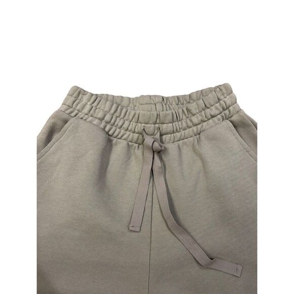 ASOS DESIGN sethigh waisted sweat short with deep waist band Size 2 - Picture 3 of 5